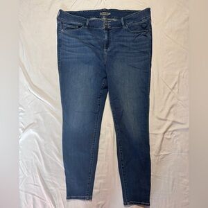 Torrid women’s three button dark blue stretch denim jeans size 24 extra tall